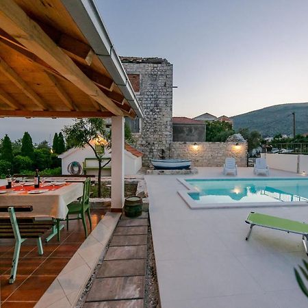 Seaside Villa Mia Trogir Exterior photo