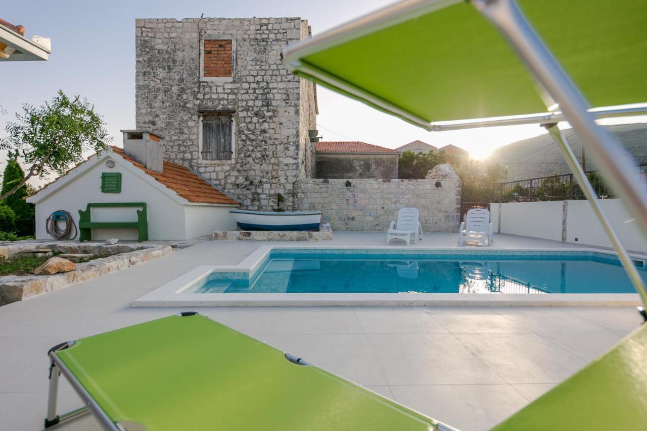 Seaside Villa Mia Trogir Exterior photo