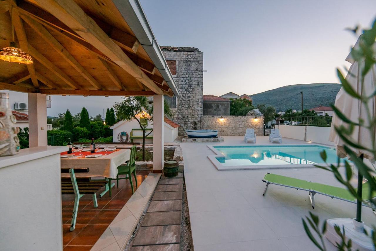 Seaside Villa Mia Trogir Exterior photo