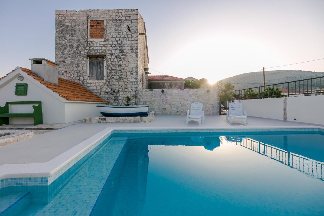 Seaside Villa Mia Trogir Exterior photo